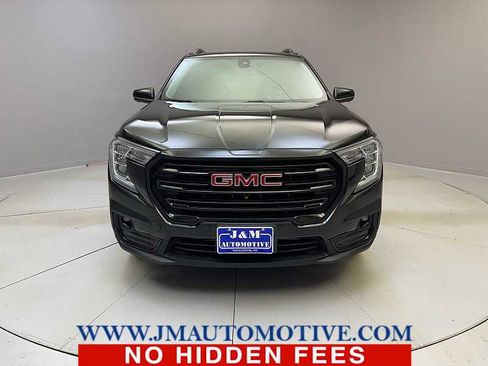 Used 2022 GMC Terrain SLT w/ Tech Package image 8