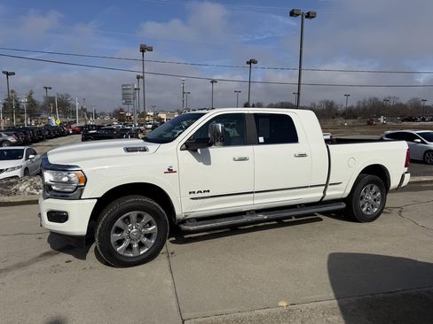 Used 2022 RAM 2500 Limited image 10
