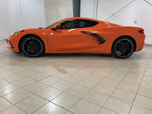 Used 2022 Chevrolet Corvette Stingray Coupe w/ 1LT image 2