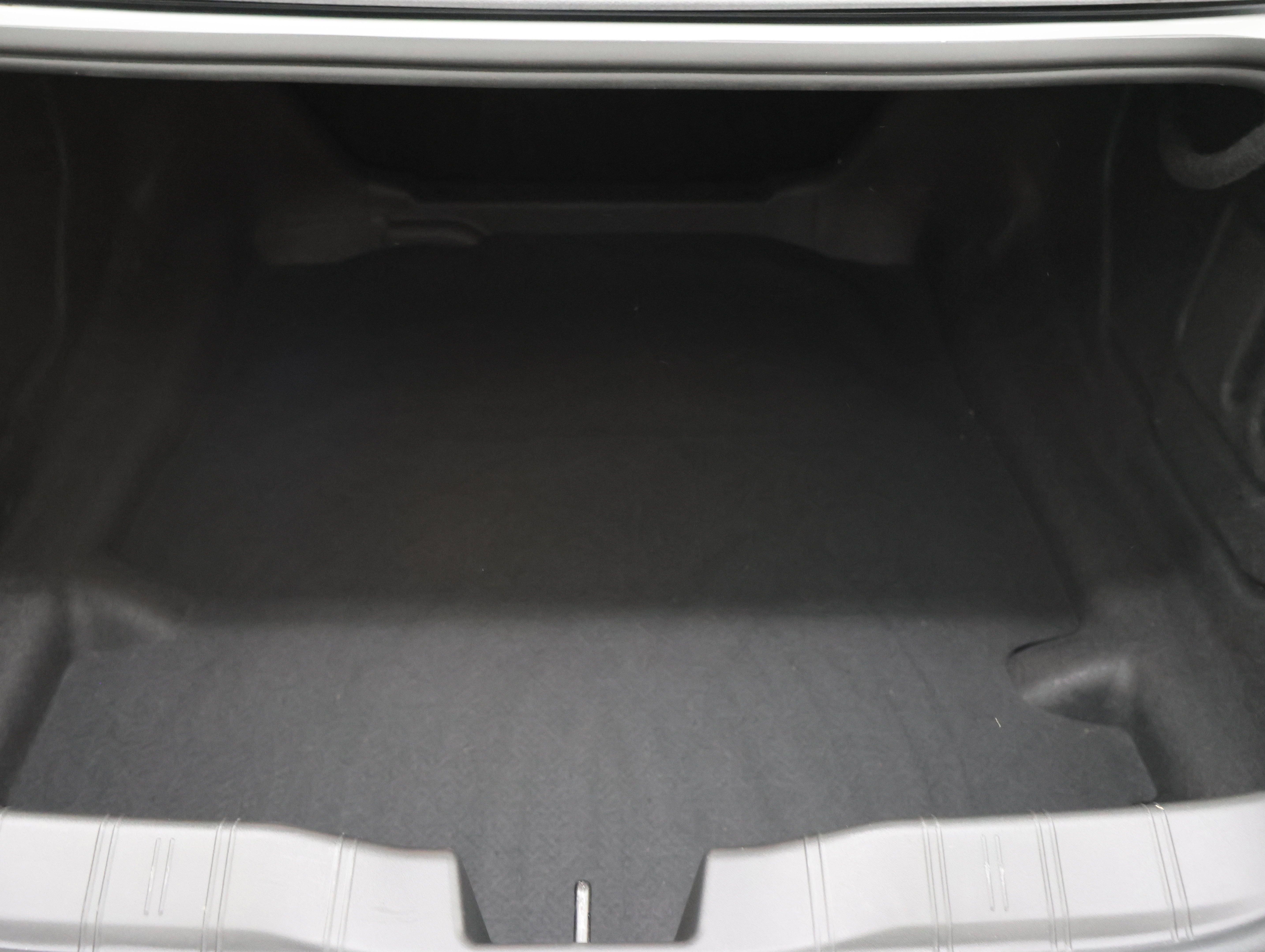 Used 2023 Chevrolet Camaro ZL1 RWD image 28