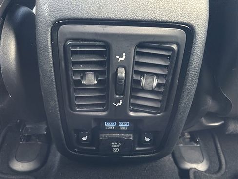 Used 2024 Dodge Durango GT image 42