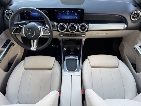 Certified 2026 Mercedes-Benz GLB 250 4MATIC image 16