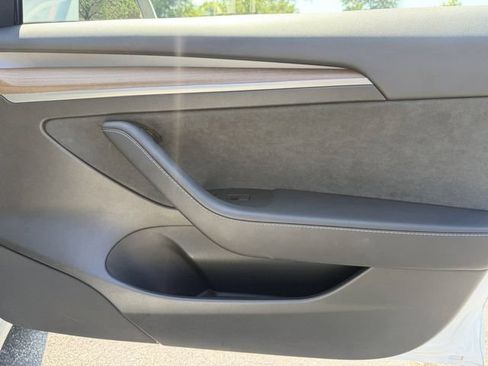 Used 2023 Tesla Model 3 Standard Range RWD image 28