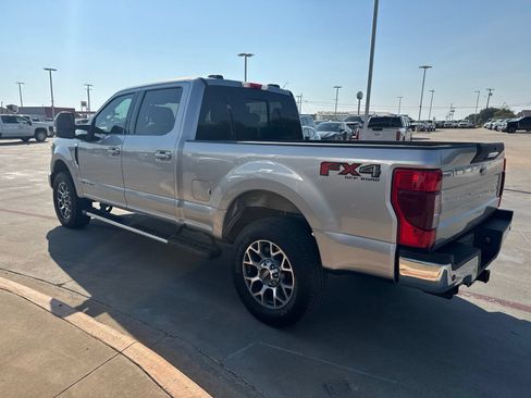 Used 2021 Ford F250 Lariat w/ Lariat Value Package AWD/4WD image 6