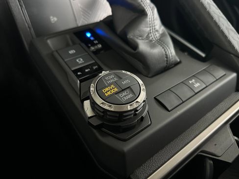 New 2026 Toyota 4Runner TRD Off-Road AWD/4WD image 27