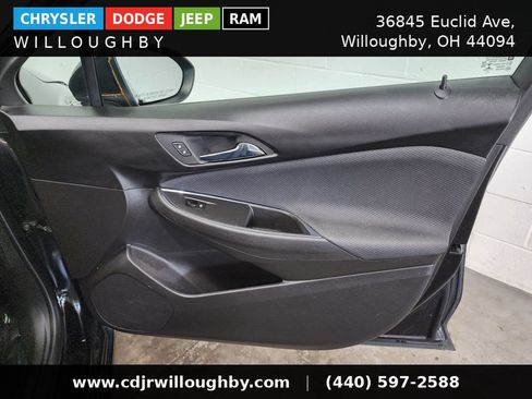 Used 2018 Chevrolet Cruze LT FWD image 32