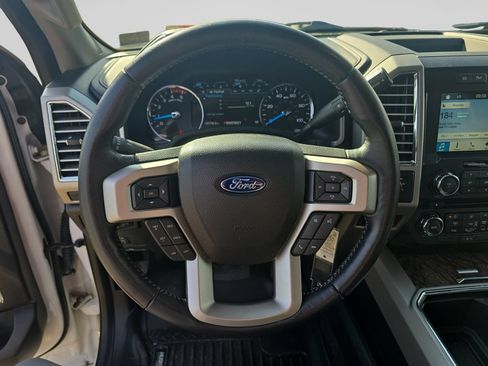 Used 2017 Ford F250 Lariat w/ Chrome Package AWD/4WD image 4