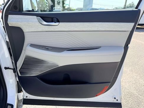 Used 2025 Hyundai Palisade Calligraphy AWD/4WD image 11