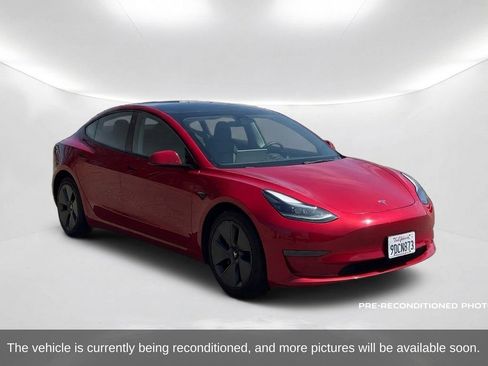 Used 2022 Tesla Model 3 RWD image 3