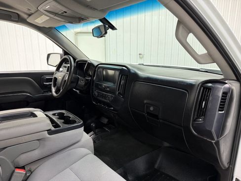 Used 2018 Chevrolet Silverado 1500 Custom w/ Custom Value Package AWD/4WD image 14