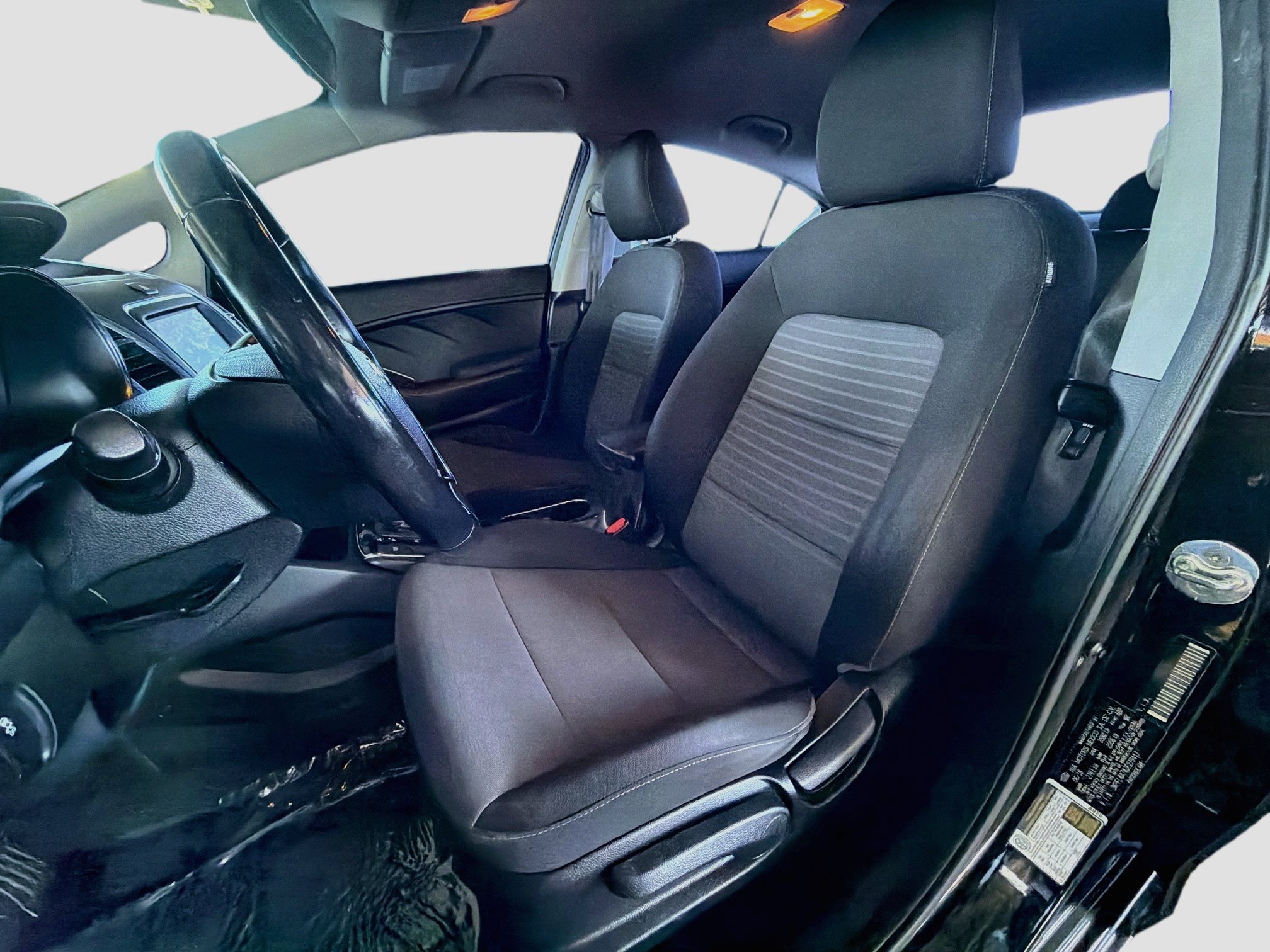 Used 2018 Kia Forte S FWD image 13