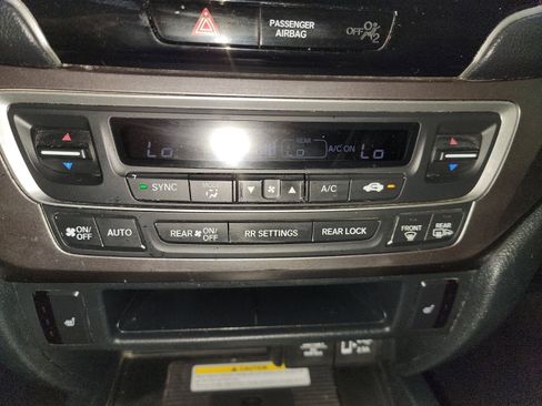 Certified 2022 Honda Pilot Special Edition image 30
