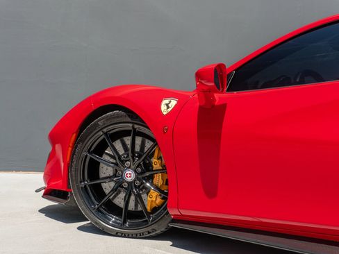 Used 2019 Ferrari 488 Pista Coupe RWD image 56