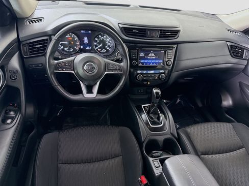 Used 2018 Nissan Rogue SV image 17