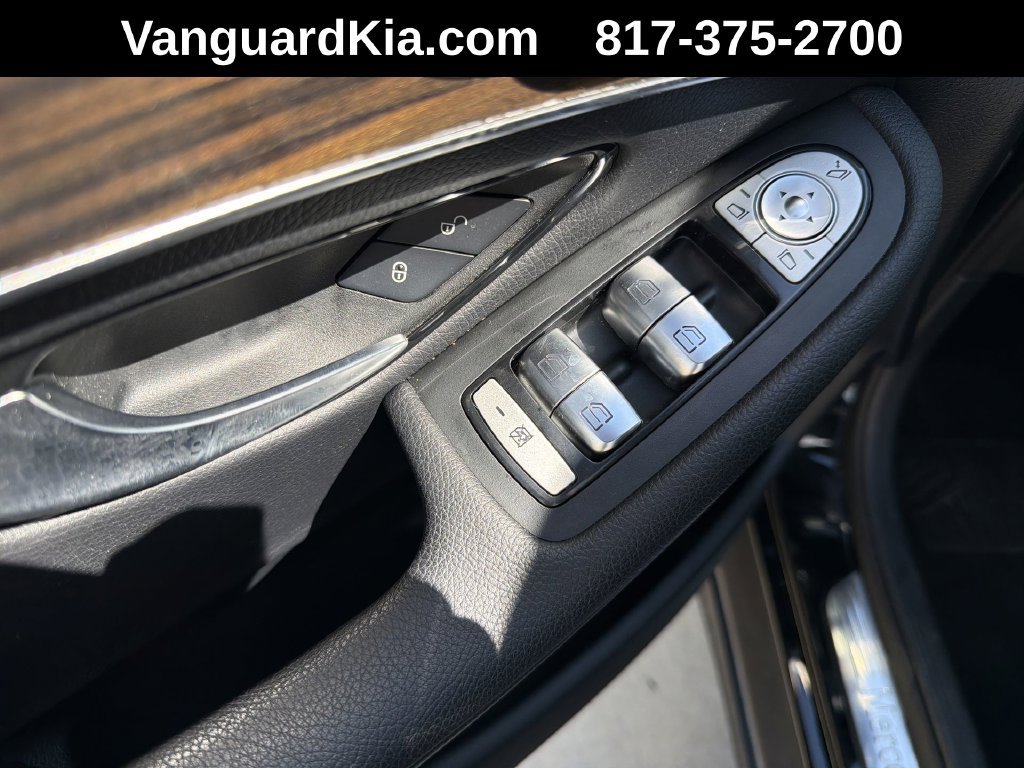 Used 2017 Mercedes-Benz GLC 300 4MATIC image 17