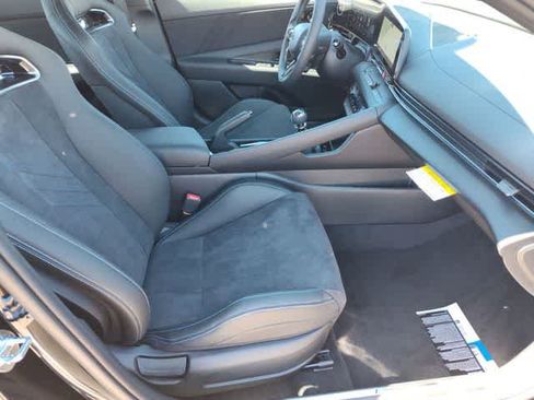 New 2025 Hyundai Elantra N image 18