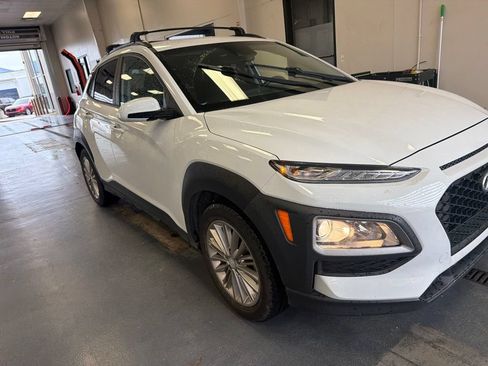 Used 2021 Hyundai Kona SEL FWD image 1