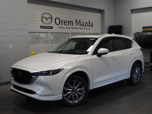 New 2025 MAZDA CX-5 AWD 2.5 S w/ Premium Plus Pkg image 1