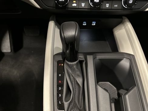 Used 2024 Honda Accord LX image 41