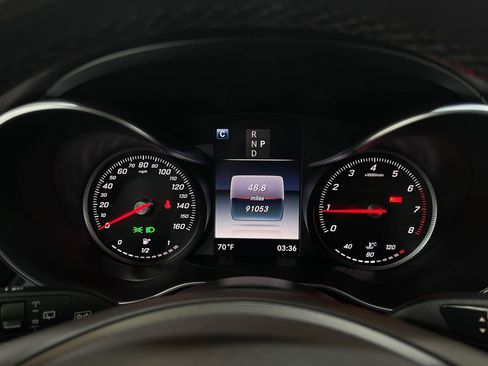 Used 2017 Mercedes-Benz GLC 300 4MATIC image 23