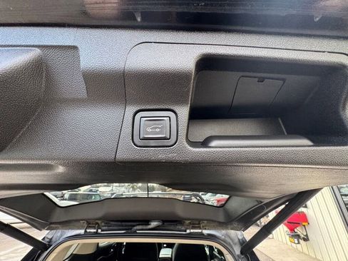 Used 2017 GMC Acadia SLE w/ Driver Alert Package I AWD/4WD image 60