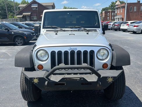 Used 2007 Jeep Wrangler Sahara w/ PWR Convenience Group AWD/4WD image 2