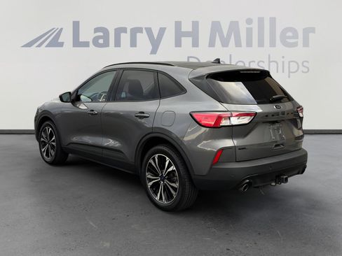 Used 2022 Ford Escape SEL w/ SEL Stealth AWD Package image 3