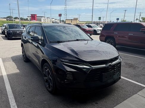 Used 2021 Chevrolet Blazer RS w/ Enhanced Convenience Package FWD image 2