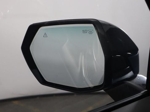 Used 2024 Kia EV9 GT-Line AWD/4WD image 40