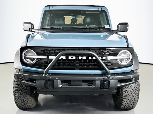 Used 2022 Ford Bronco Wildtrak image 2