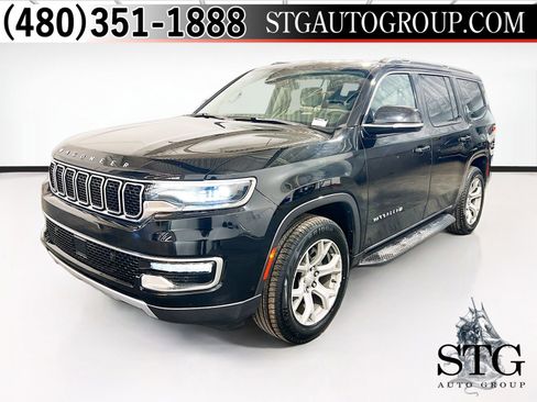 Used 2022 Jeep Wagoneer Series II RWD image 1
