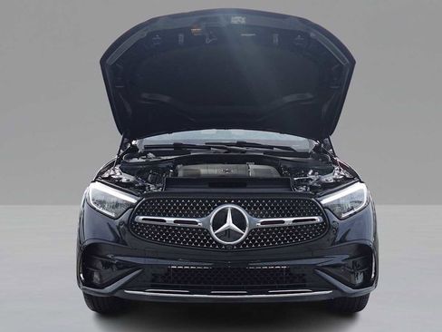 Used 2026 Mercedes-Benz GLC 300 4MATIC image 9