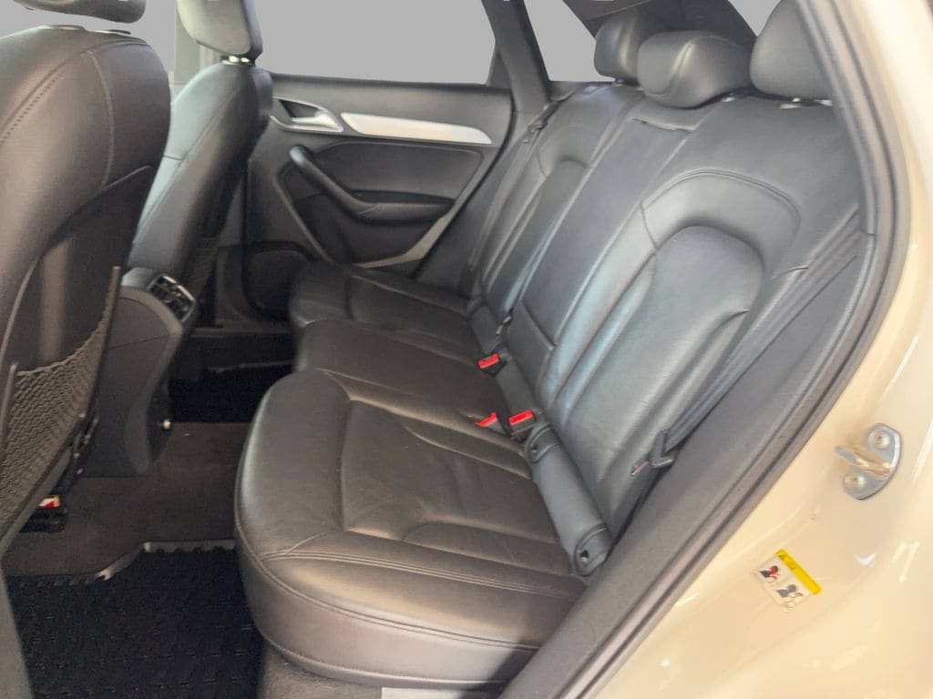 Used 2018 Audi Q3 2.0T Premium FWD image 27