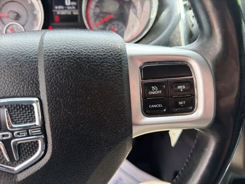 Used 2019 Dodge Grand Caravan GT image 21