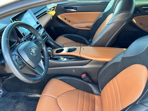 Used 2021 Toyota Avalon XSE image 20