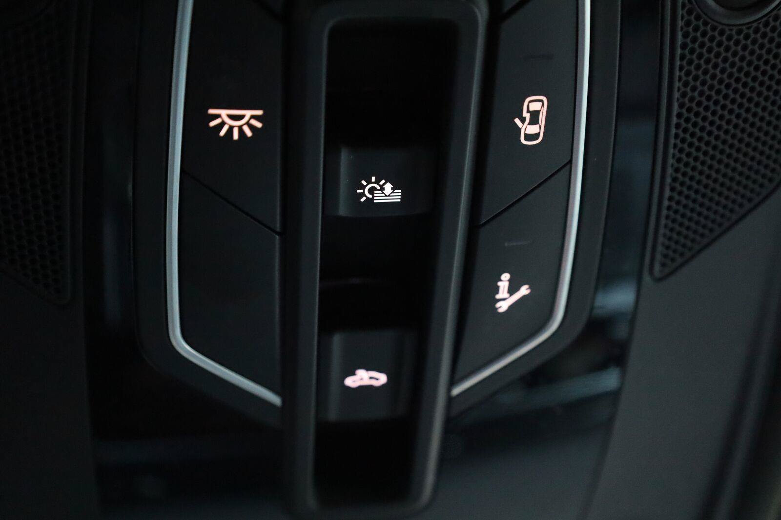 Used 2019 Audi Q8 Premium w/ Convenience Package AWD/4WD image 40