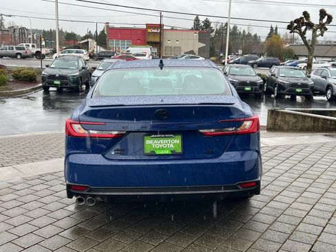 New 2026 Toyota Camry SE image 4