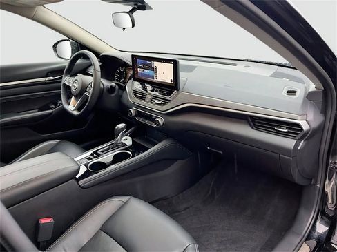 Used 2023 Nissan Altima 2.5 SL image 38