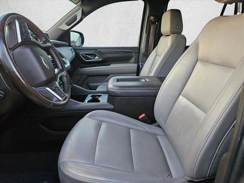 Used 2021 Chevrolet Tahoe Z71 w/ Z71 Signature Package image 12