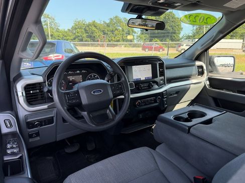 Used 2022 Ford F150 XLT w/ Trailer Tow Package RWD image 17