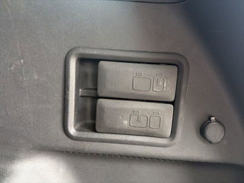 Certified 2023 Chevrolet Equinox LT image 17