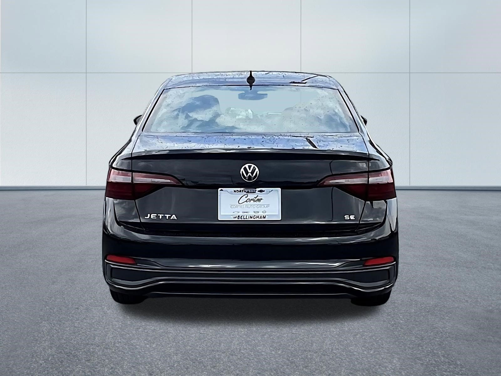 Used 2024 Volkswagen Jetta SE FWD image 5