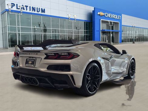 New 2027 Chevrolet Corvette Z06 RWD image 5