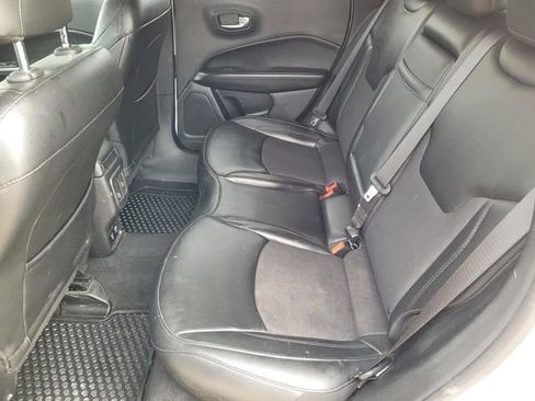 Used 2020 Jeep Compass Latitude image 32