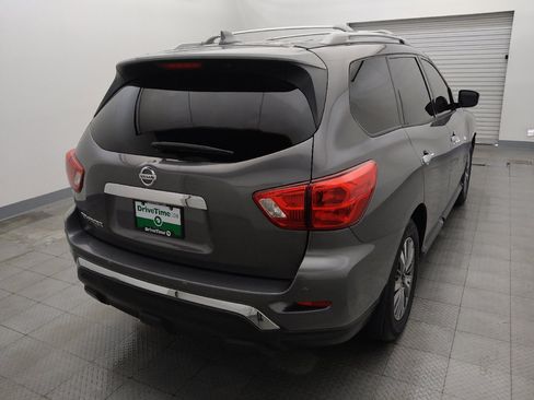 Used 2019 Nissan Pathfinder S FWD image 7
