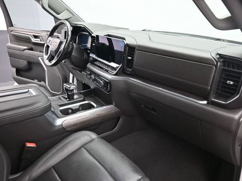Used 2022 Chevrolet Silverado 1500 LTZ w/ Max Trailering Package AWD/4WD image 17