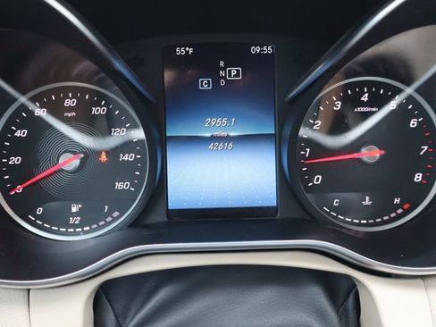 Used 2019 Mercedes-Benz C 300 Sedan image 28