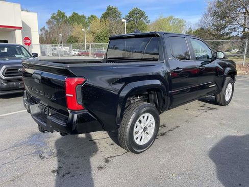 Used 2024 Toyota Tacoma SR5 image 9