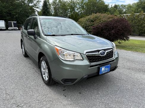 Used 2015 Subaru Forester 2.5i w/ Alloy Wheel Package AWD/4WD image 4