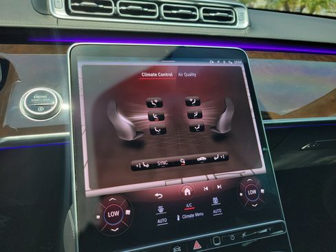 Used 2024 Mercedes-Benz S 580 4MATIC Sedan image 19